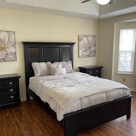 Pet- Friendly, & Close To Uptown Charlotte Buitenkant foto