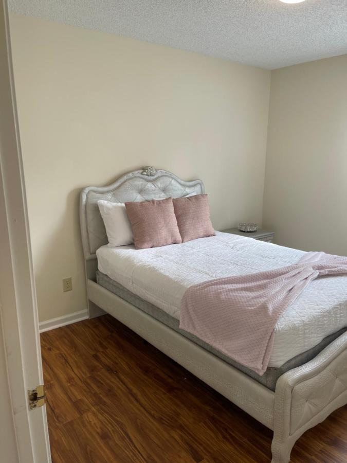 Pet- Friendly, & Close To Uptown Charlotte Buitenkant foto